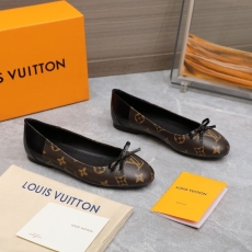 Louis Vuitton Tods Shoes